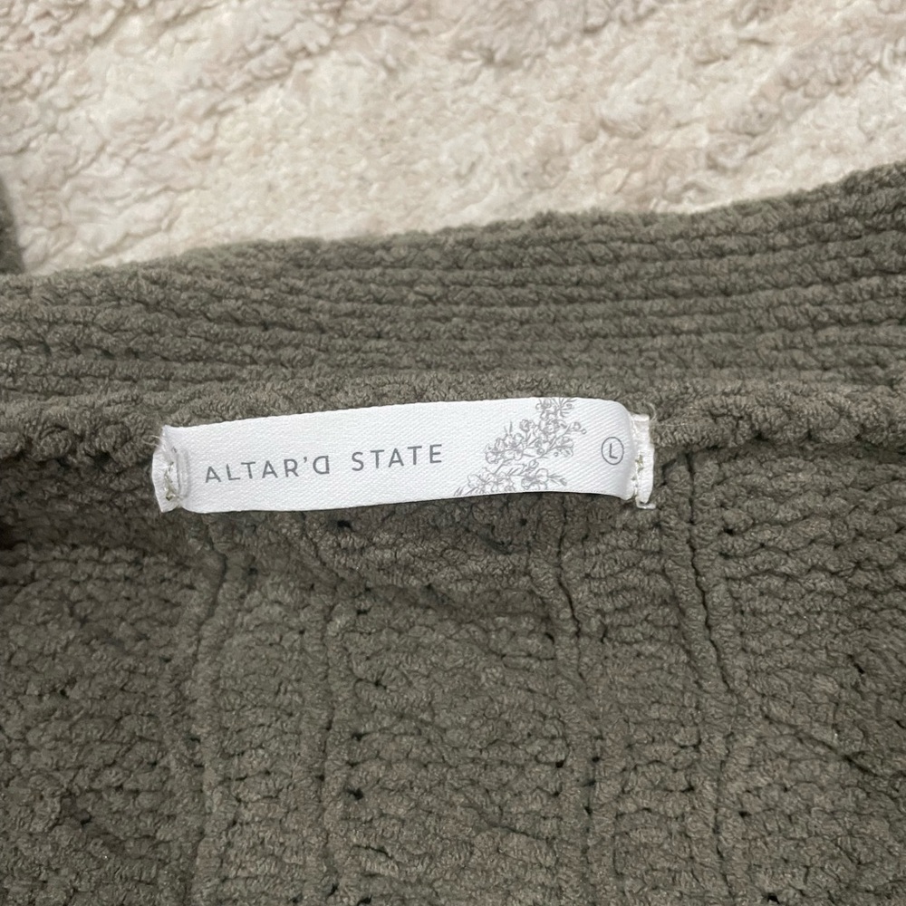 Altar’d State Green Cable Knit Cardigan- Size Large - Picture 2 of 3